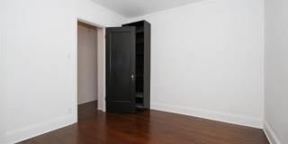 1445 W Elmdale Avenue Gallery 12