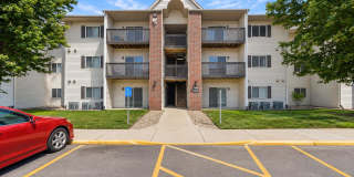 Pineview Place Apartments Gallery 1