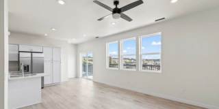 West Valley Stunning Duplex Gallery 13