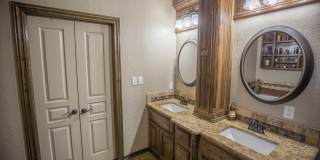 48 NE Creekside Dr Gallery 11