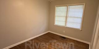 3358 Parham St Gallery 2