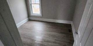 3 bed 1 bath Gallery 7