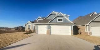 4 Bedroom Home in Edmond with Storm Shelter and Bonus Room Gallery 1