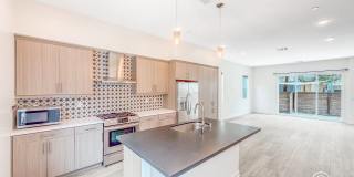 Modern 3BD/2.5BA Townhome in Mission Valley with Kitchen Island, Private Patio & 2-Car Garage Modern 3BD/2.5BA Townhome in Mission Valley with Kitchen Island, Private Patio & 2-Car Garage Gallery 1