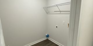 658 Chestnut Street Gallery 7