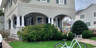 205 7th Avenue Gallery 1