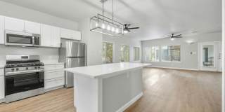 Renovated 6bed/3bath Close to Campus! Gallery 17