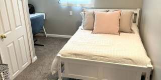2708 S Rogers - FULLY FURNISHED!! Gallery 15