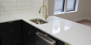 4636 Hamilton Avenue Gallery 1