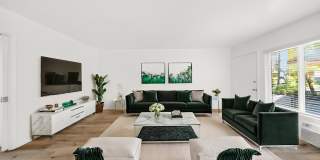 351 S. Manhattan Pl. Gallery 2