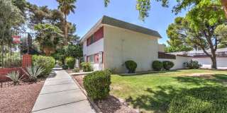 Huge one bedroom condo close community pool and tennis courts. Gallery 3