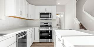 Luxury Townhome with Stunning Mountain Views | 4 Bed | 3.5 Bath Gallery 16