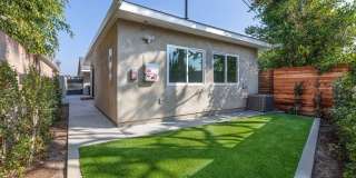 522 N Maplewood Street Gallery 1