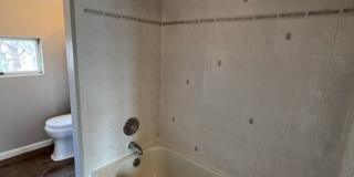 Charming 2 Bedroom Home with Fenced Yard Available for Pre-Lease! Gallery 12