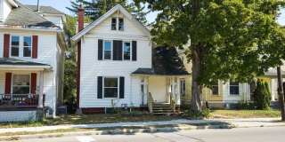 Spacious 3 Bed, 2 Bath in Newark - Move-In Ready Gallery 33