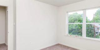 5235 CROWSON Avenue Gallery 23