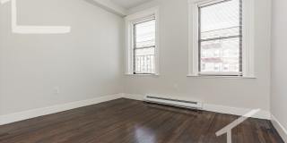 Centrally Located, Modern Fenway 2-Bed w/ Laundry Gallery 6