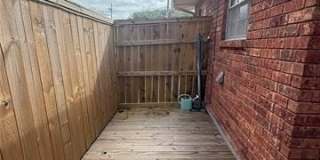 213 W ESPLANADE Avenue Gallery 25