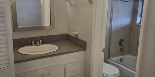 2841 Somerset Drive Gallery 7