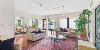 1401 N Riverside Dr Gallery 29