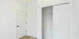 2002 FRANKFORD AVE Gallery 13