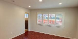 4 bedroom 2 1/2 bath  Home Gallery 17