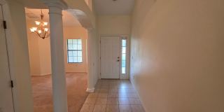 Spacious 4 Bdrm / 2 BA with 2 car garage Gallery 5
