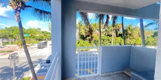 7832 Collins Ave Gallery 13