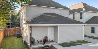 120 Richards Street Gallery 20