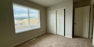 Charming 3 Bed 2.5 Bath Tualatin Home with Fenced Yard & 2-Car Garage! Charming 3 Bed 2.5 Bath Tualatin Home with Fenced Yard & 2-Car Garage! Gallery 19