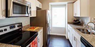 AMLI at Seven Bridges Gallery 12