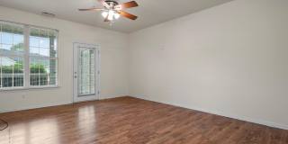 846 W Summerfield Gln Circle Gallery 3