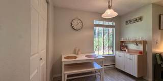 Remodeled ground floor 2 bed! Gallery 24