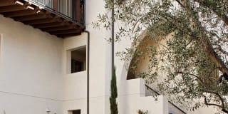 The Andalucia Gallery 13