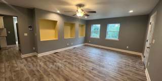 2062 Hollywood Drive Gallery 4