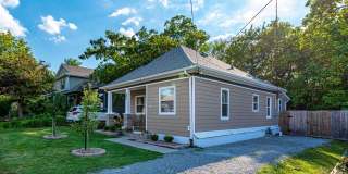 Darling 3 Bed 1 Bath Home Darling 3 Bed 1 Bath Home Gallery 1