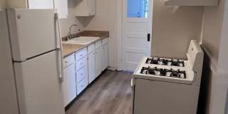 CUTE UPDATED APARTMENT IN DOWNTOWN SACRAMENTO!! $500 OFF FIRST MONTH'S RENT Gallery 5