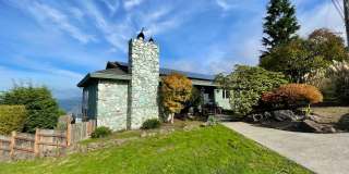 Exquisite 5-Bedroom, 3-Bath View Home in North Beach Gallery 1