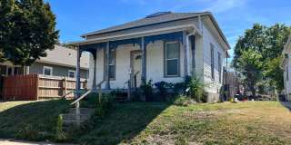 Charming & Spacious 2-Bedroom Home with Private Backyard and Garage Parking Gallery 5