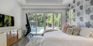 717 NE 1st Court Gallery 26