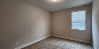 4/3/2 with office Near Gruene / Fridge Included / Loaded with Amenities / Large Backyard / CISD Gallery 28
