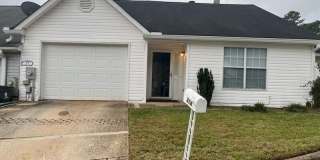 214 Oak Circle N 214 Oak Circle N Gallery 1