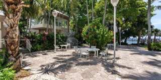 770 NE 69th St Gallery 13