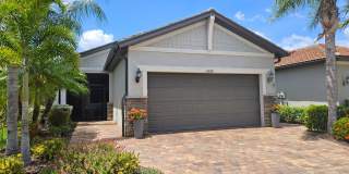 Annual Furnished 2 Bedroom 2 Bathroom with a Flex Room in Island Walk! Gallery 6