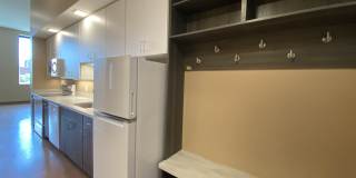 Red Oak at 83 Hanover Street Gallery 31