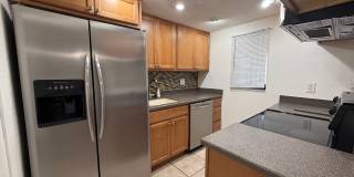 Spacious 2 bedroom 2 bathroom condo in gated community Gallery 12