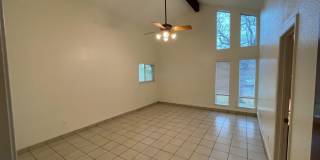 3/2 Southside 1800 sqft, pet friendly, enclosed yard Gallery 15