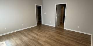 4235 Reserve Road Gallery 23