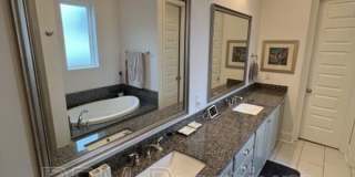 1142 Memorial Sq. Gallery 21
