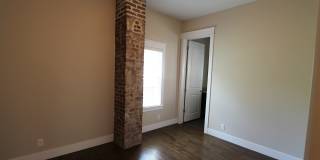 Midtown Renovated Duplex - Hardwood Floors, Exposed Brick Gallery 14